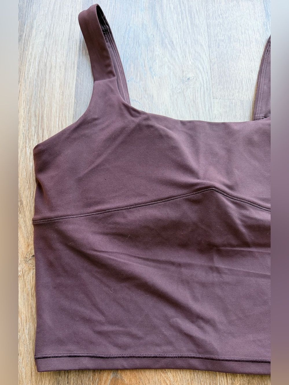 🆕 VUORI | AllTheForm Support Tank | Raisin | Built In Bra - Picture 2 of 10